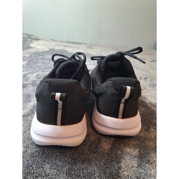 Under Armour Charged Assert 10 Sneaker Shoes Mens 12  Black Low Top Running - Picture 5 of 12